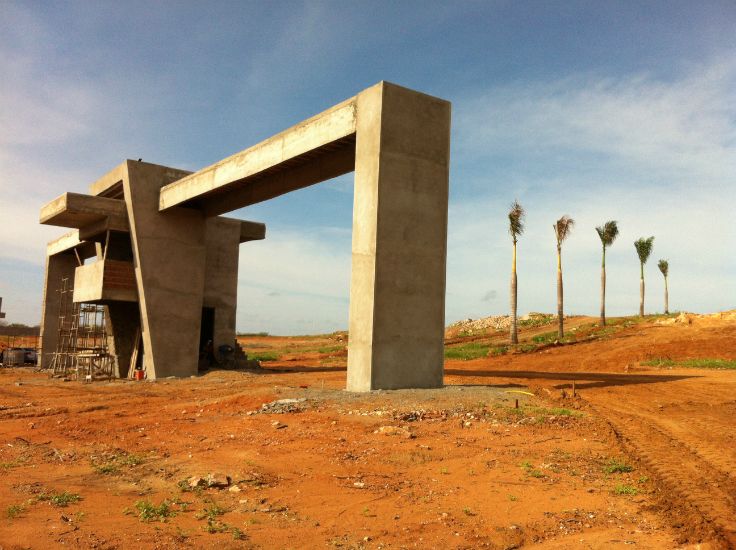 Andamento da obra do pórtico 